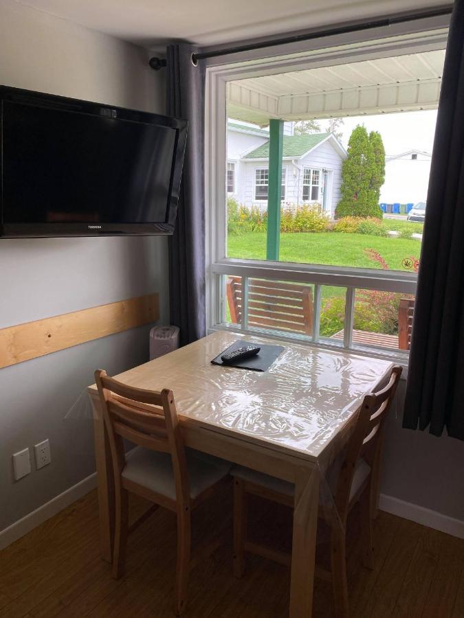 Chalets Glenn 페르세 외부 사진